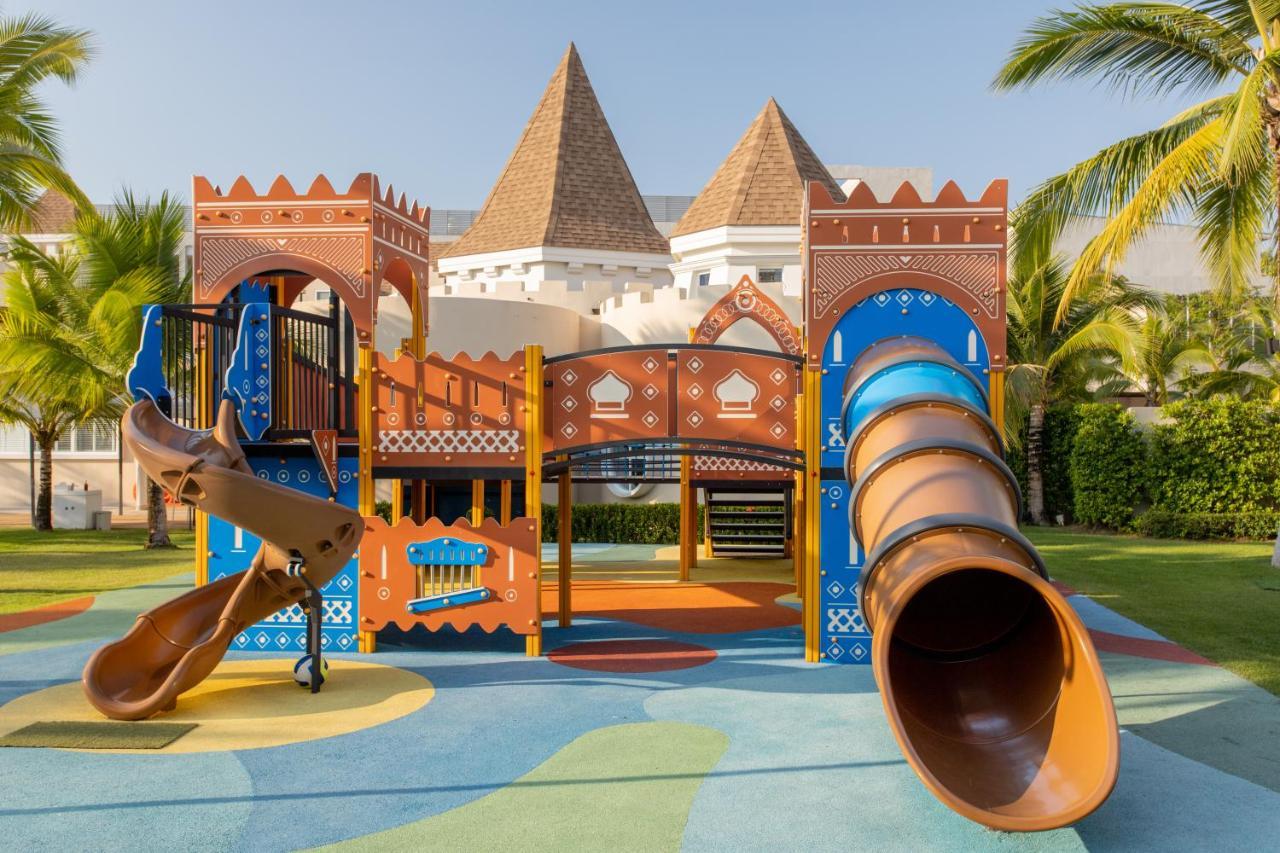 The Sands Khao Lak By Katathani - Sha Extra Plus Esterno foto Playground at the resort