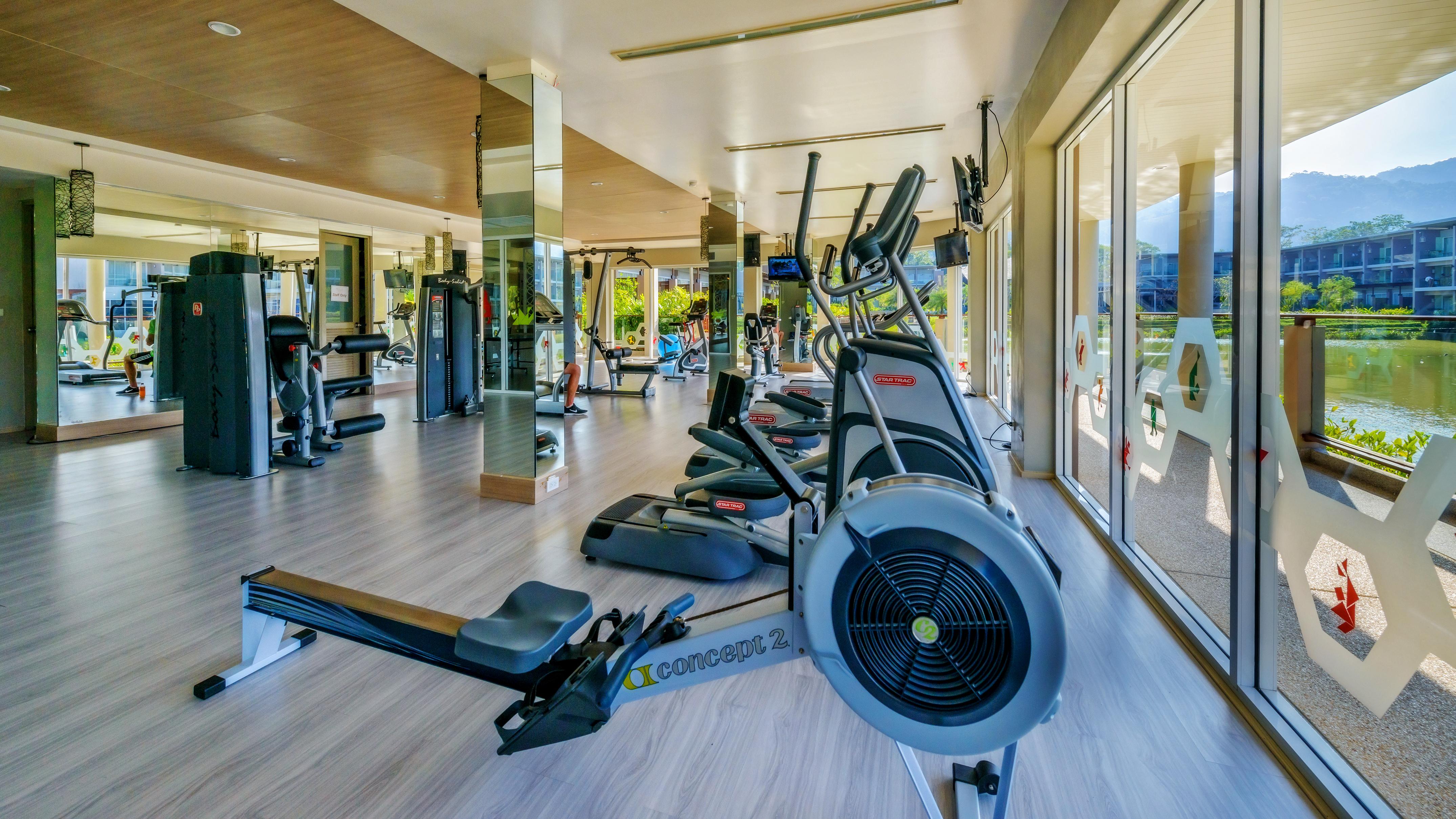 The Sands Khao Lak By Katathani - Sha Extra Plus Esterno foto A gym at a hotel