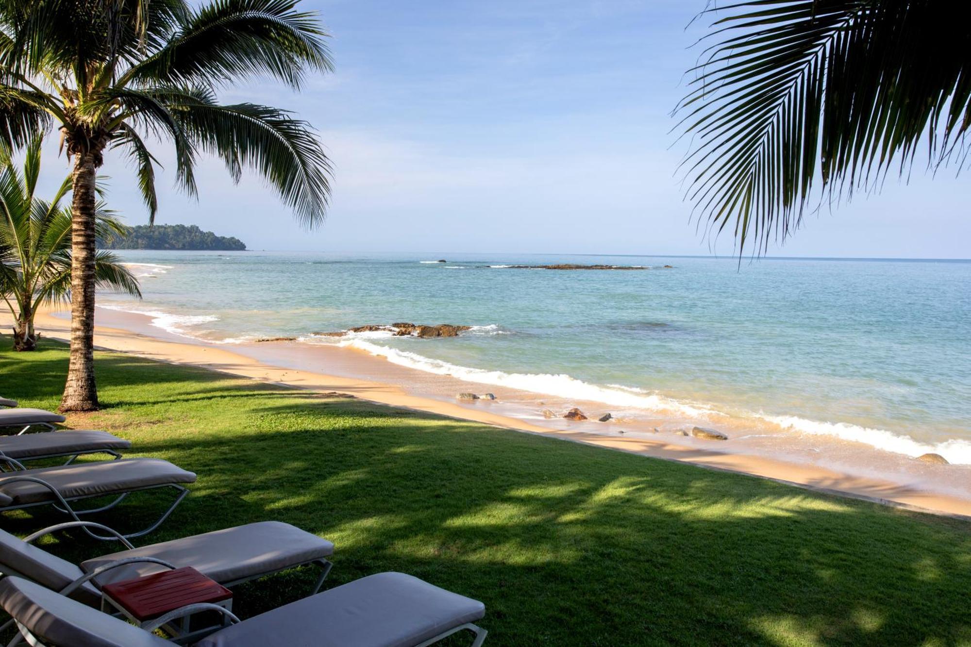 The Sands Khao Lak By Katathani - Sha Extra Plus Esterno foto Beach at the Royal Paradise Hotel & Spa